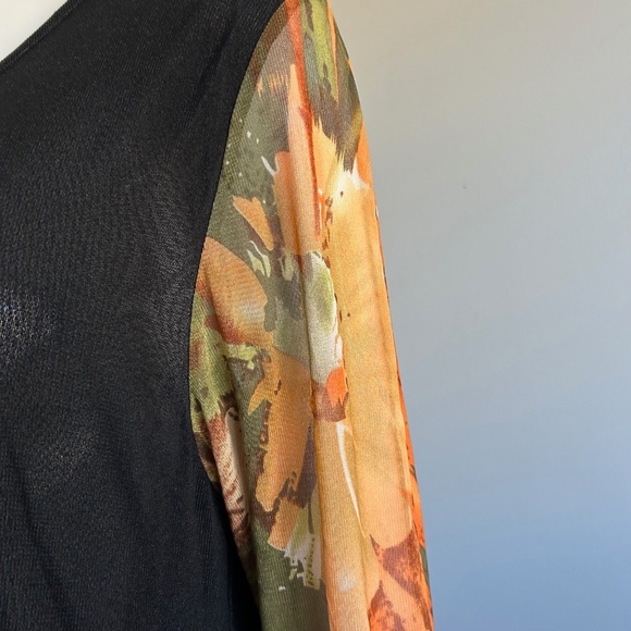 Unique Floral pattern dress, bright and colourful, Size XL - Picture 5 of 13